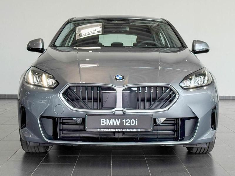 Neu BMW 120 170 PS (125 kW) 2026 Grau Kleinwagen