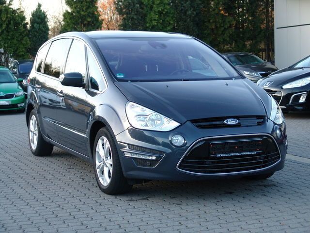 Gebraucht Ford S-MAX Titanium 163 PS (119 kW) 2015 Grau metallic Van / Kleinbus