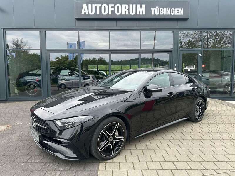 Obsidianschwarz (metallic) Gebraucht 2021 Mercedes CLS300 AMG line Coupé | 44.990 € (Guter Preis) - Bild 1/4