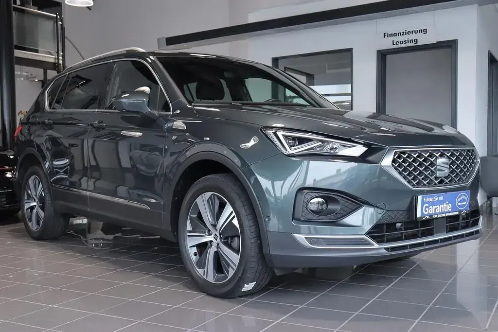 Gebraucht Seat Tarraco Xperience 150 PS (110 kW) 2023 "camouflage" gr]n SUV