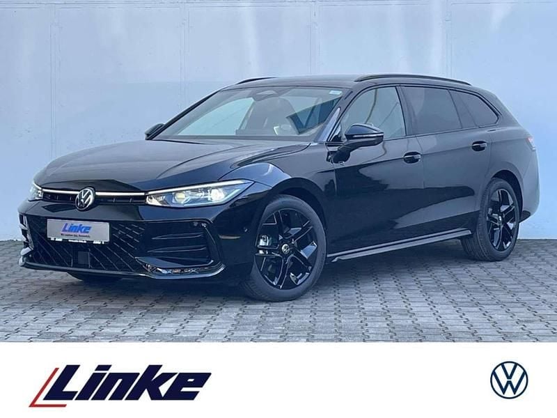 Neu VW Passat Pro 150 PS (110 kW) 2026 Grenadillschwarz metallic Kombi