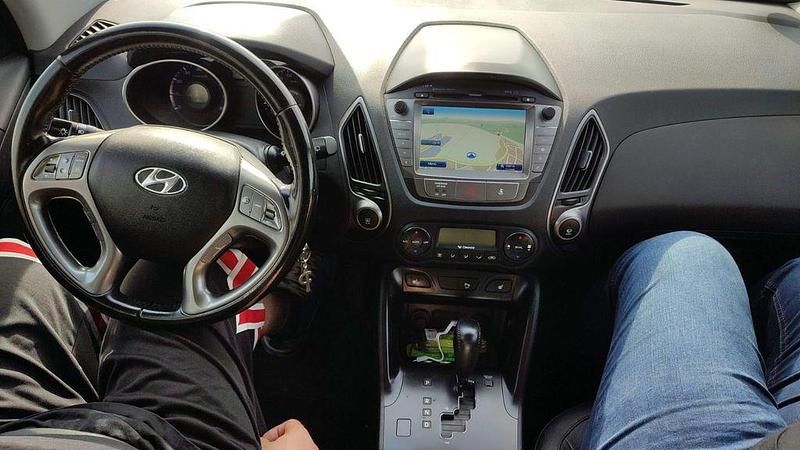 Gebraucht Hyundai Tucson 166 PS (122 kW) 2014 Weiß SUV