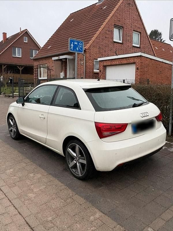 Usata Audi A1 105 CV (77 kW) 2010 Bianco Utilitaria