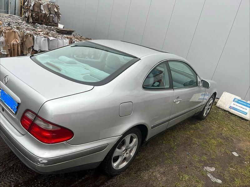 Gebraucht Mercedes CLK200 136 PS (100 kW) 1998 Grau Coupé