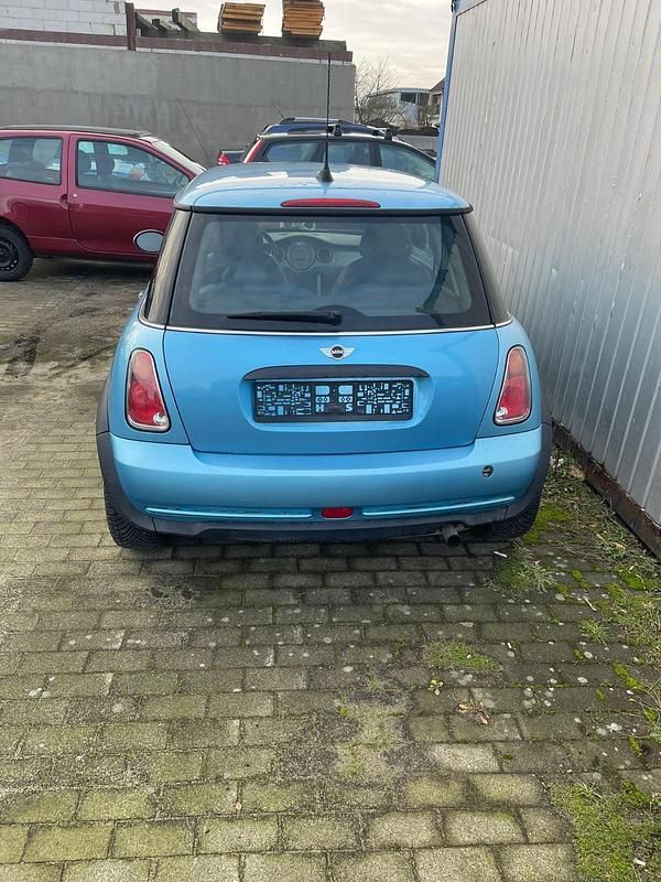Gebraucht Mini ONE 90 PS (66 kW) 2004 Blau Kleinwagen