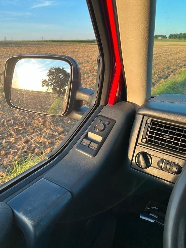 Gebraucht VW T4 102 PS (75 kW) 2001 Rot Van