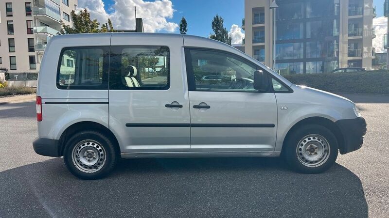 Gebraucht VW Caddy Life 109 PS (80 kW) 2006 Reflexsilber metallic Van / Kleinbus