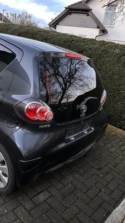 Gebraucht Toyota Aygo Cool 68 PS (50 kW) 2013 Grau Kleinwagen