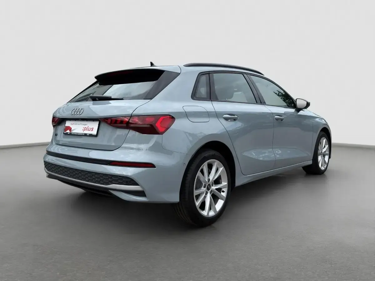 Gebraucht Audi A3 Advanced Plus 116 PS (85 kW) 2025 Pfeilgrau perleffekt Limousine