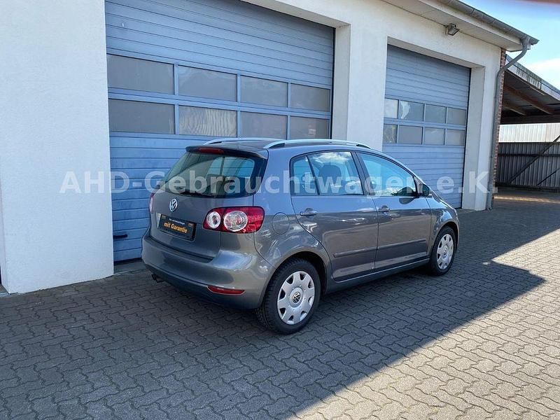Gebraucht VW Golf Plus Cross Highline 122 PS (89 kW) 2009 Grau Van / Kleinbus