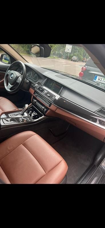 Gebraucht BMW 520 190 PS (139 kW) 2014 Schwarz Kombi