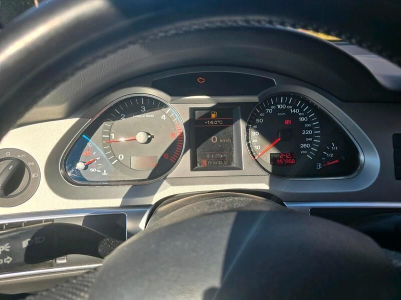 Schwarz Gebraucht 2007 Audi A6 Kombi | 1.700 € (Superpreis) - Bild 1/4