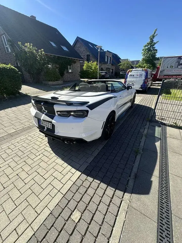 Gebraucht Chevrolet Camaro 461 PS (339 kW) 2021 Weiß Cabrio