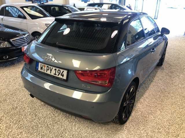 Gebraucht Audi A1 S-Line 86 PS (63 kW) 2012 Blau metallic Kleinwagen