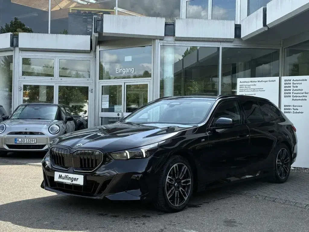 Second-hand BMW 520 M Sport 197 CP (144 kW) 2024 Negru Berlinǎ