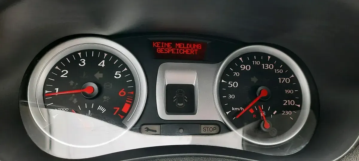 Gebraucht Renault Clio III 100 PS (73 kW) 2009 Schwarz Kleinwagen