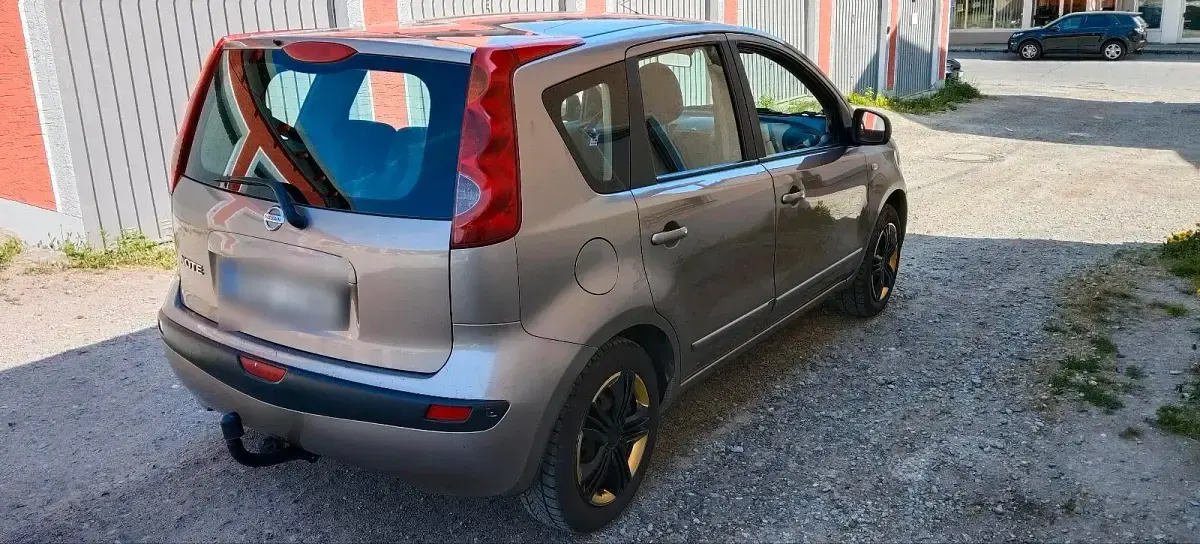 Gebraucht Nissan Note 110 PS (80 kW) 2006 Gold Kleinwagen