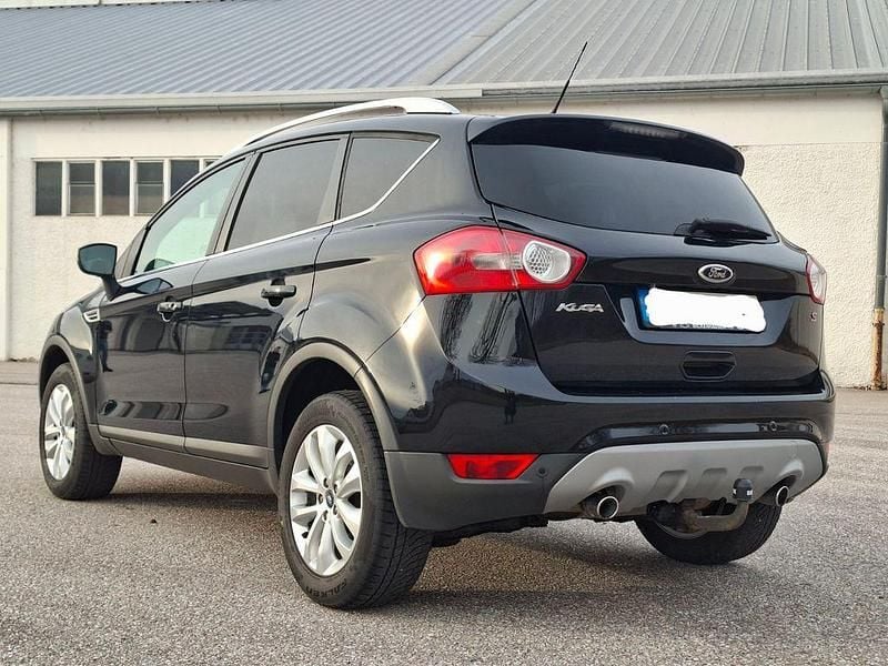 Gebraucht Ford Kuga Titanium 140 PS (102 kW) 2012 Schwarz SUV