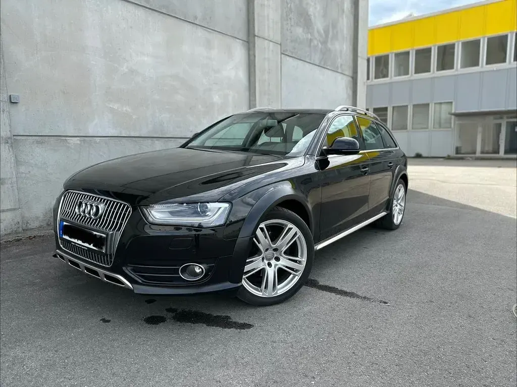 Gebraucht Audi A4 Allroad Black Edition 150 PS (110 kW) 2015 Schwarz Kombi