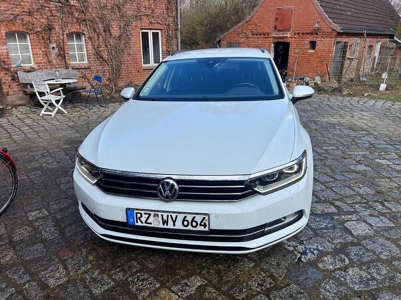 Gebraucht VW Passat 190 PS (139 kW) 2016 Weiß Kombi