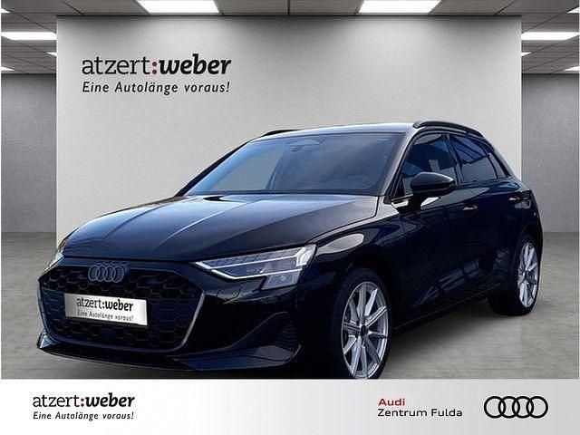 Mythosschwarz metallic Neu 2025 Audi A3 Advanced Limousine | 39.990 € (Teuer) - Bild 1/4