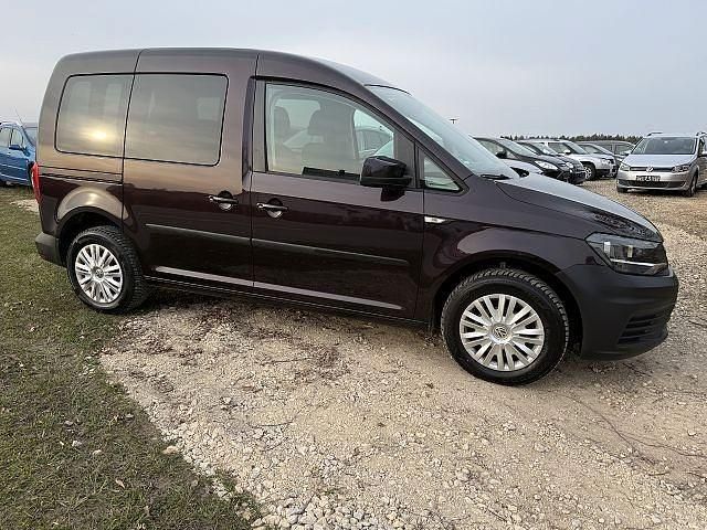 Gebraucht VW Caddy Trendline 102 PS (75 kW) 2016 Schwarz Van / Kleinbus