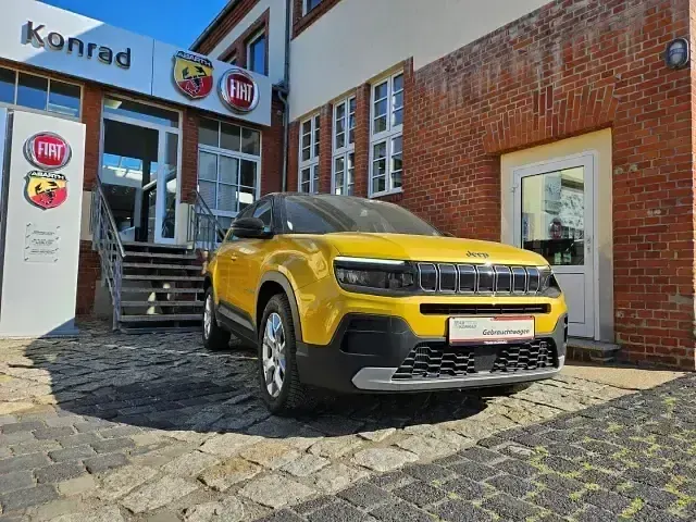 Gebraucht Jeep Avenger Altitude 101 PS (74 kW) 2024 Gelb SUV