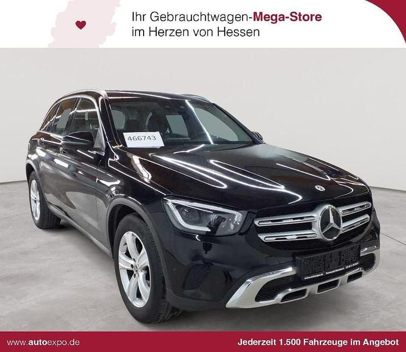 Gebraucht Mercedes GLC220 194 PS (142 kW) 2021 Schwarz SUV