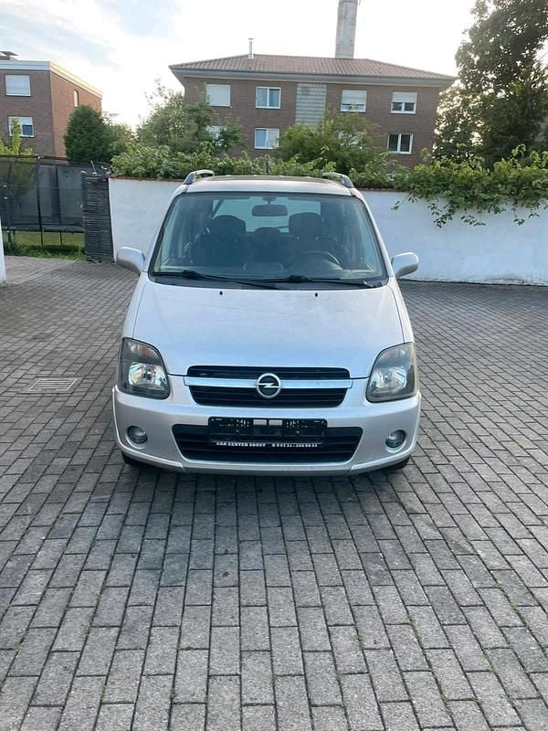 Silber Gebraucht 2003 Opel Agila Kleinwagen | 800 € (Superpreis) - Bild 1/4