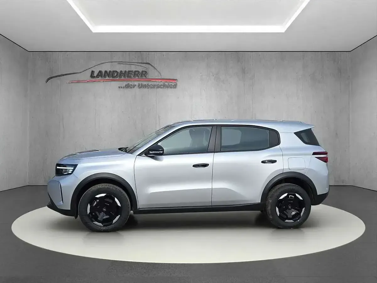 Neu Opel Frontera Edition 110 PS (80 kW) 2025 Grau SUV