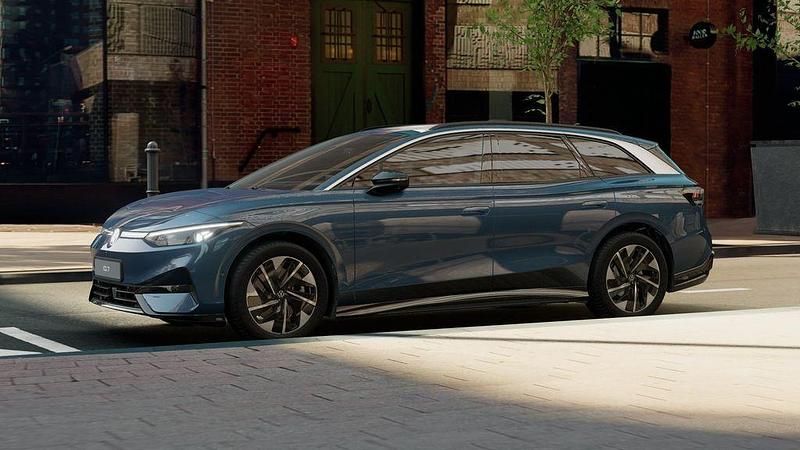 Gebraucht VW ID.7 Pro 210 kW (286 PS) 2024 Blau Kombi