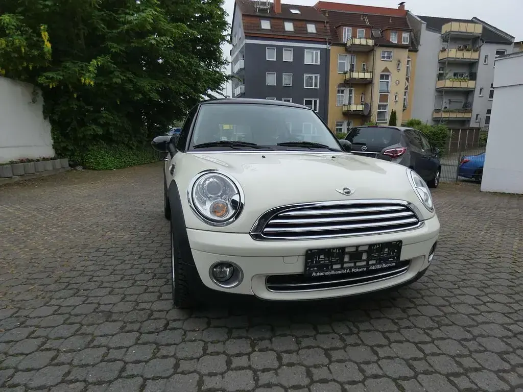 Używany Mini Cooper 120 KM (88 kW) 2008 Biały Hatchback