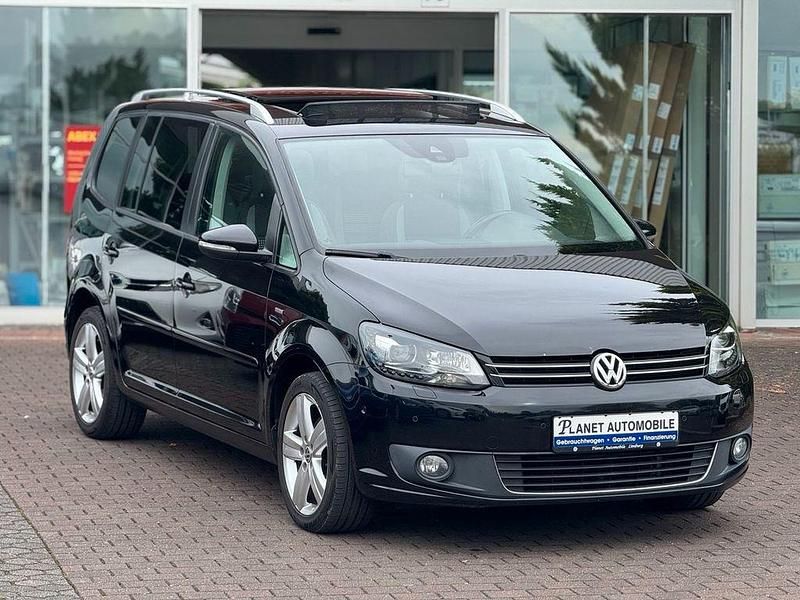 Gebraucht VW Touran Life 105 PS (77 kW) 2014 Schwarz Van / Kleinbus