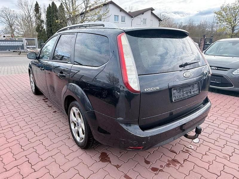 Gebraucht Ford Focus Viva 109 PS (80 kW) 2011 Schwarz Limousine