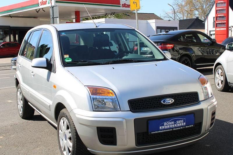 Gebraucht Ford Fusion Style 101 PS (74 kW) 2009 Silber Kleinwagen