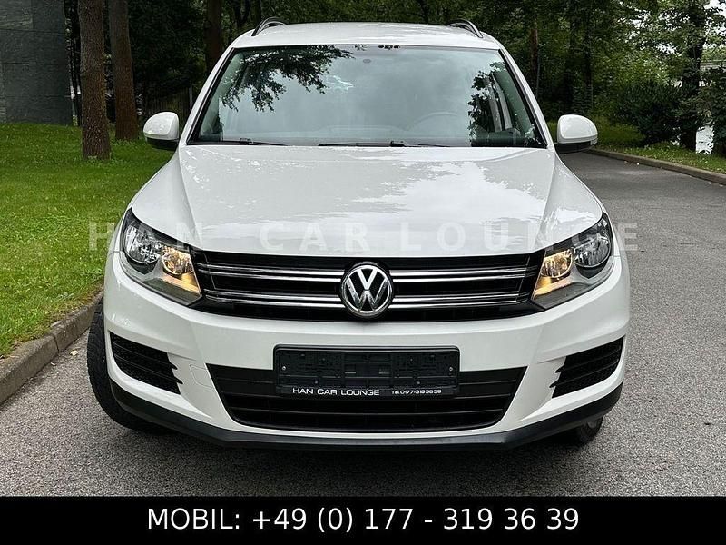 Gebraucht VW Tiguan Trendline 122 PS (89 kW) 2012 Weiß SUV