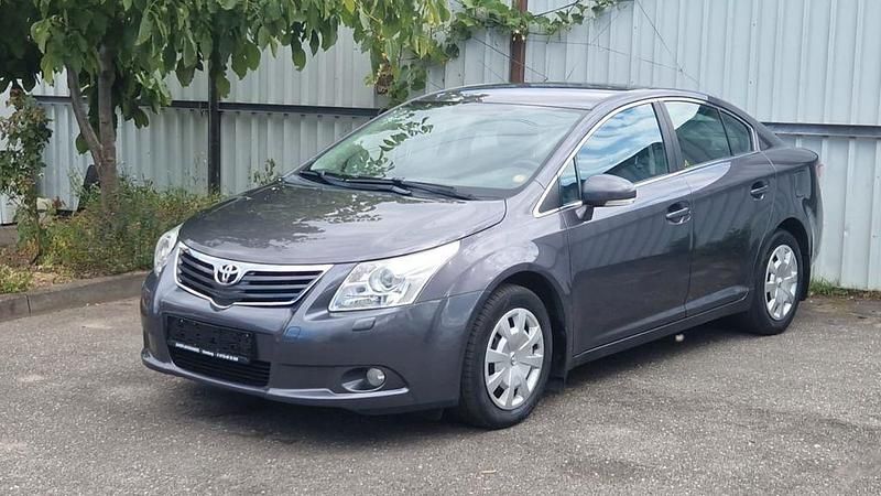 Gebraucht Toyota Avensis 150 PS (110 kW) 2010 Schwarz Limousine