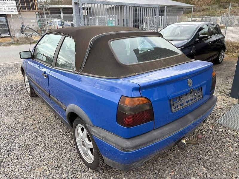 Gebraucht VW Golf Cabriolet Conceptline 90 PS (66 kW) 1995 Blau Cabrio