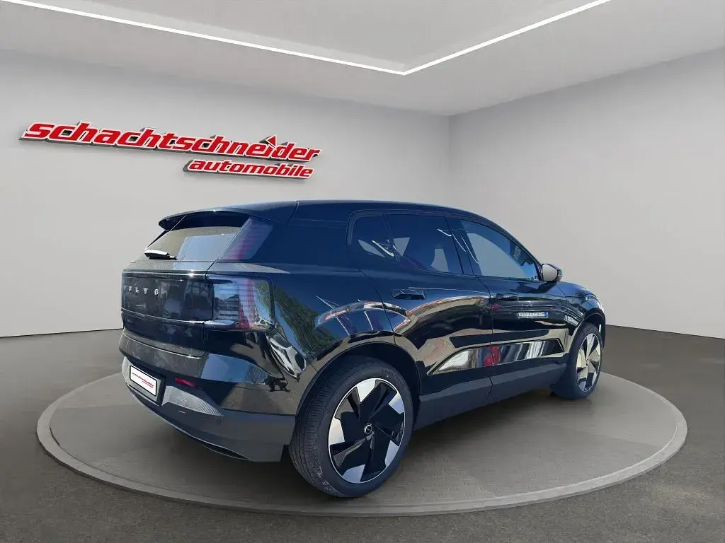Neu Volvo EX30 Plus 200 kW (272 PS) 2026 Schwarz SUV