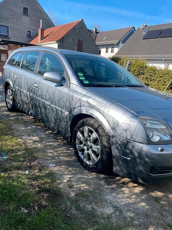 Gebraucht Opel Vectra 150 PS (110 kW) 2005 Grau Kombi