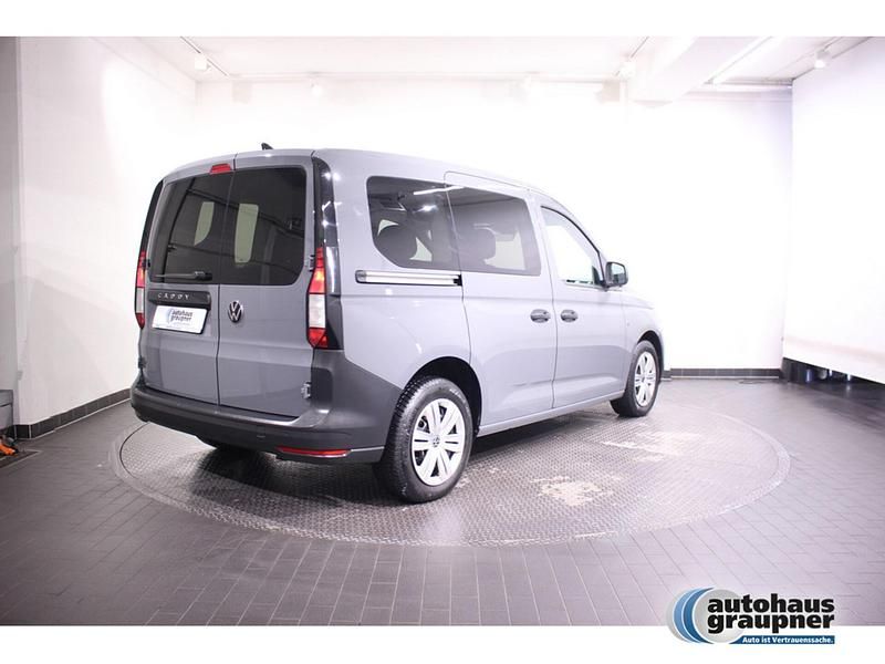 Second-hand VW Caddy Basis 102 CP (75 kW) 2021 Gri Monovolum