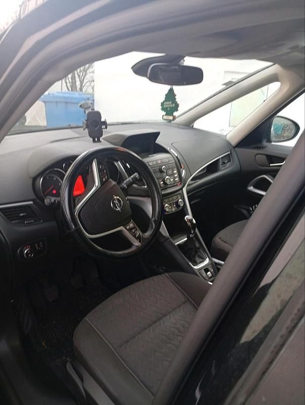 Gebraucht Opel Zafira 165 PS (121 kW) 2014 Schwarz Van / Kleinbus