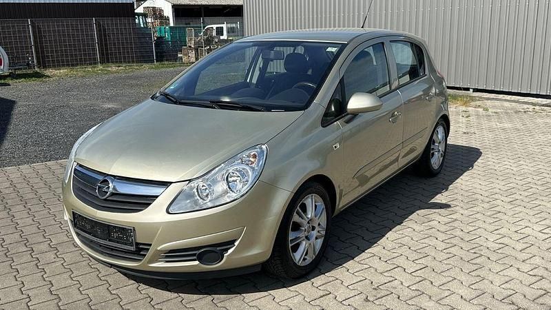 Gebraucht Opel Corsa Edition 80 PS (58 kW) 2007 Gold Kleinwagen
