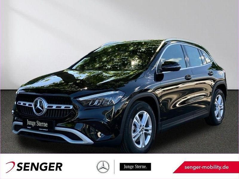 Schwarz Gebraucht 2023 Mercedes GLA200 SUV | 35.480 € (Guter Preis) - Bild 1/1