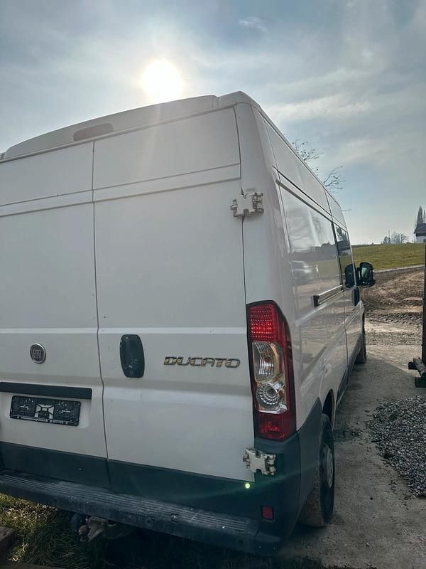 Gebraucht Fiat Ducato 130 PS (95 kW) 2013 Weiß Van