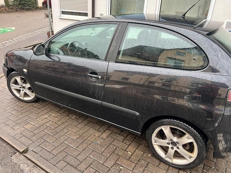 Gebraucht Seat Ibiza 101 PS (74 kW) 2006 Schwarz Kleinwagen