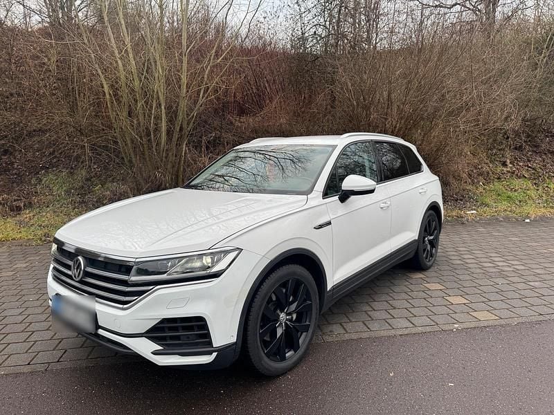 Gebraucht VW Touareg 231 PS (169 kW) 2019 Weiß SUV