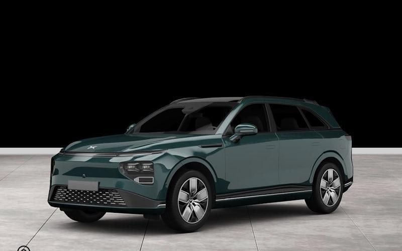 Grün Neu 2025 XPENG G9 AWD Performance SUV | 79.736 € (Etwas zu teuer) - Bild 1/4