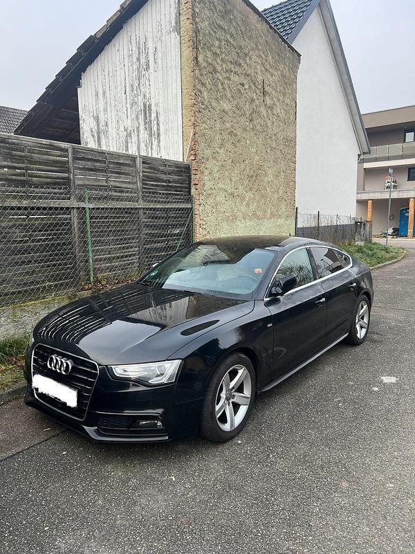 Schwarz Gebraucht 2012 Audi A5 S-Line Limousine | 10.600 € (Superpreis) - Bild 1/4