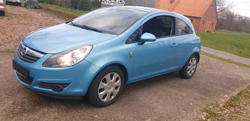 Gebraucht Opel Corsa 70 PS (51 kW) 2010 Blau Kleinwagen